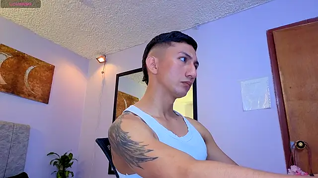 oliver mr  online show from September 19, 3:24 pm