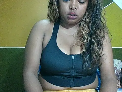 Snapshot of SEXY_METISE chatting on September 25, 12:58 am SEXY METISE online show from September 25, 12:58 am