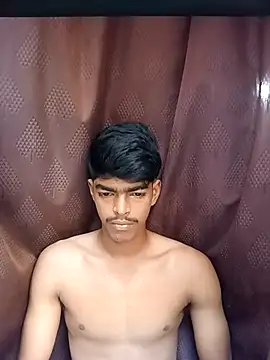 Snapshot of monster_33 chatting on October 4, 2:53 am monster 33 online show from October 4, 2:53 am