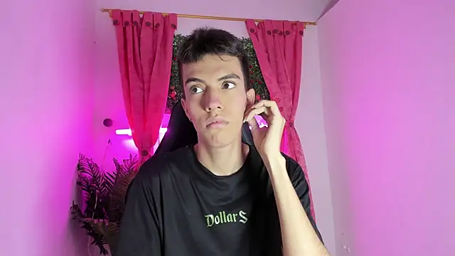 dylan 202520  online show from September 13, 11:32 am