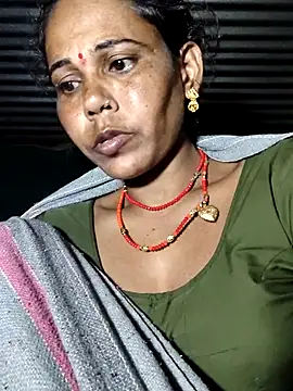 Pooja750 online show from October 3, 7:55 pm