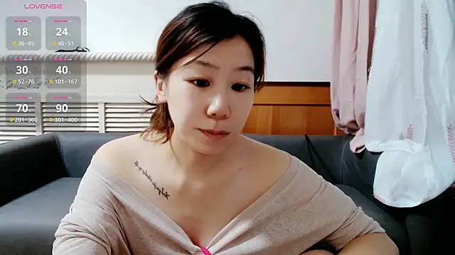 Snapshot of Annasweet- chatting on September 16, 9:10 am Annasweet- online show from September 16, 9:10 am