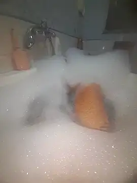 gigilola84 online show from November 14, 4:49 pm