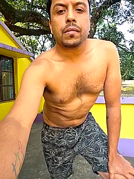 Snapshot of BindaasBong chatting on November 12, 7:53 am BindaasBong online show from November 12, 7:53 am