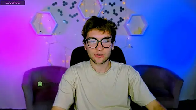 Snapshot of joseph_bear_ chatting on November 6, 7:59 pm joseph bear online show from November 6, 7:59 pm