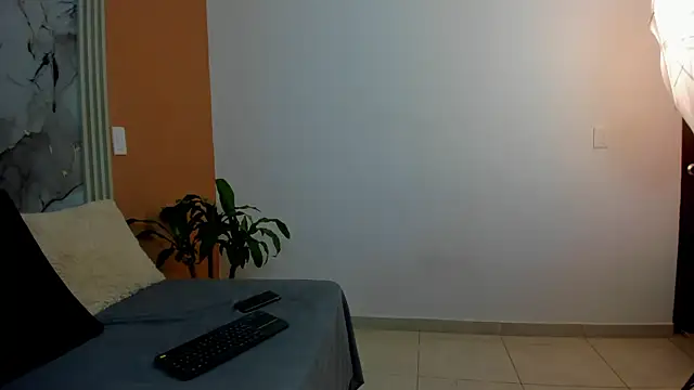 Snapshot of chatting on October 22, 11:21 am online show from October 22, 11:21 am