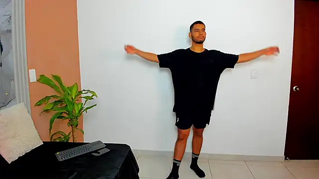 Snapshot of chatting on November 10, 11:20 am online show from November 10, 11:20 am