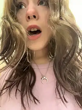 Snapshot of Mimiumuy chatting on November 26, 3:24 pm Mimiumuy online show from November 26, 3:24 pm