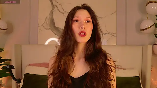 MaryNixon  online show from March 27, 5:02 am