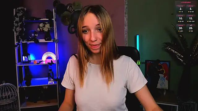 Snapshot of keylas_moan chatting on December 2, 3:29 pm keylas moan online show from December 2, 3:29 pm