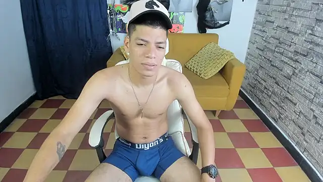 Snapshot of andres_sant chatting on November 13, 2:32 am andres sant online show from November 13, 2:32 am