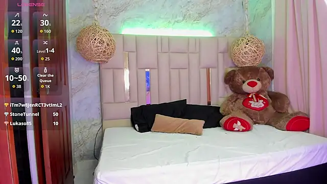 Snapshot of badfairy chatting on November 18, 6:18 am badfairy online show from November 18, 6:18 am