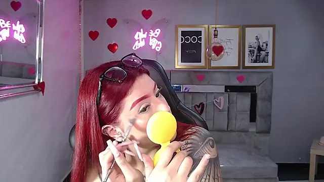 Red Bunny v online show from February 13, 1:18 pm