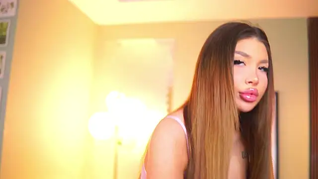 CassyeLips online show from November 17, 11:38 am