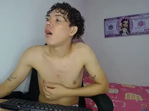 Snapshot of brutal_dirty_sex chatting on November 16, 5:18 pm brutal dirty sex online show from November 16, 5:18 pm