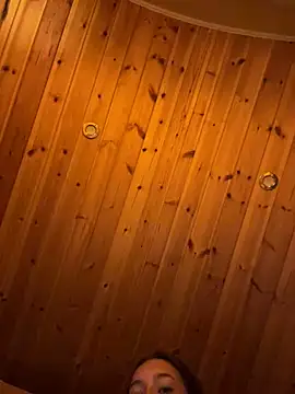 Snapshot of LillieOlive chatting on November 5, 10:10 pm LillieOlive online show from November 5, 10:10 pm