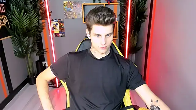 JackWolw online show from October 18, 10:10 pm