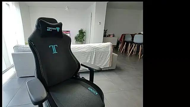 Snapshot of jenny5962 chatting on September 16, 8:37 am jenny5962 online show from September 16, 8:37 am