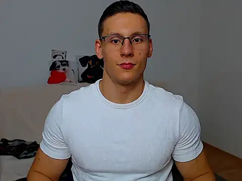 ZeinMiracles online show from September 18, 9:06 pm