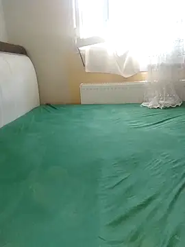 Snapshot of gamzeyak chatting on October 10, 1:32 pm gamzeyak online show from October 10, 1:32 pm