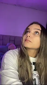 AnnyLopezzz  online show from February 10, 5:55 am