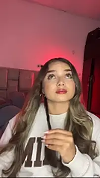 AnnyLopezzz  online show from February 18, 6:31 am