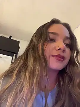 AnnyLopezzz  online show from March 16, 5:35 am