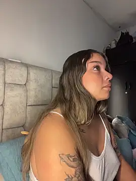 AnnyLopezzz  online show from April 21, 4:19 am