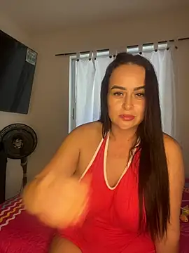 kattywil online show from April 14, 9:32 pm