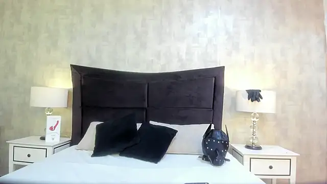 Snapshot of BarbaraLeython1 chatting on October 19, 2:50 pm BarbaraLeython1 online show from October 19, 2:50 pm