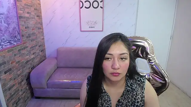 Snapshot of Ivony18_b chatting on September 26, 3:10 am Ivony18 b online show from September 26, 3:10 am