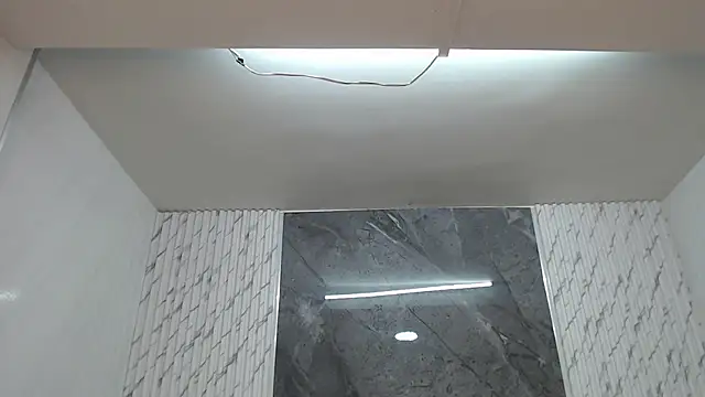 Snapshot of Ivony18_b chatting on November 25, 3:06 am Ivony18 b online show from November 25, 3:06 am