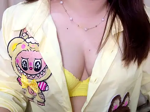 sizzling alice online show from September 9, 6:18 pm