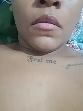 nessinha12 online show from September 10, 1:38 am