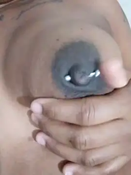 nessinha12 online show from October 30, 7:43 am