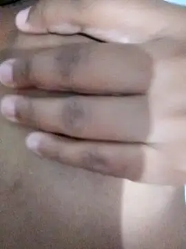 nessinha12 online show from December 5, 1:25 am