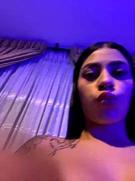 Snapshot of AlannaEvons chatting on October 10, 11:04 pm AlannaEvons online show from October 10, 11:04 pm