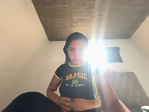 Snapshot of amanne_misa chatting on October 9, 1:53 pm amanne misa online show from October 9, 1:53 pm