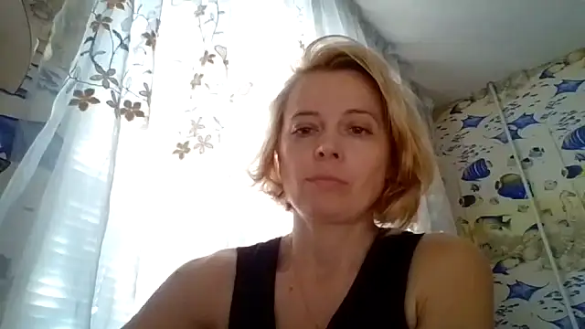 Snapshot of LiluXRose chatting on September 19, 1:01 pm LiluXRose online show from September 19, 1:01 pm