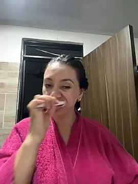 Snapshot of RebeccaGolden chatting on September 14, 11:09 am RebeccaGolden online show from September 14, 11:09 am