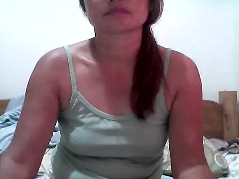 nathalie0045 online show from November 26, 10:33 pm