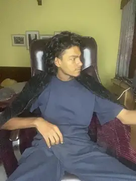 Snapshot of thecatfish chatting on November 28, 11:51 pm thecatfish online show from November 28, 11:51 pm