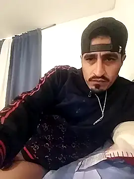 Snapshot of Arce92 chatting on December 4, 11:52 am Arce92 online show from December 4, 11:52 am