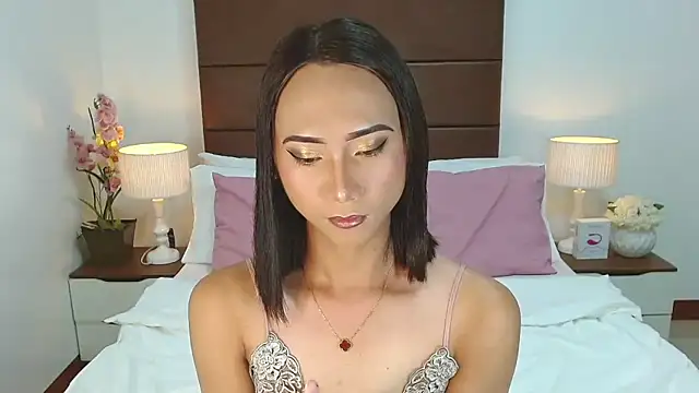 Snapshot of BlaireWilzon chatting on September 8, 8:19 pm BlaireWilzon online show from September 8, 8:19 pm