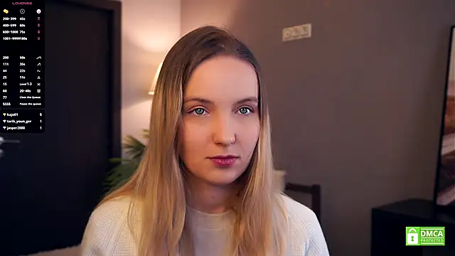 Snapshot of HongTomczak chatting on October 21, 7:31 am HongTomczak online show from October 21, 7:31 am