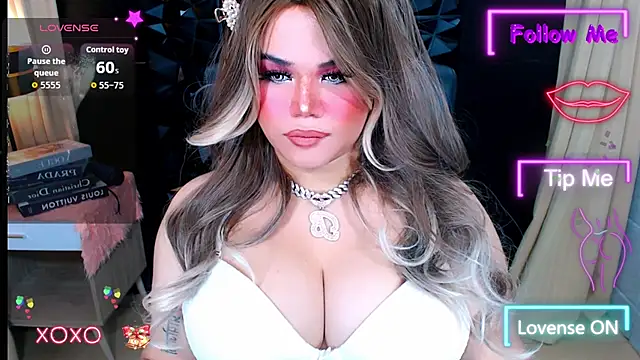 Snapshot of xHugeHarleySelfsuckerx chatting on November 21, 6:23 am xHugeHarleySelfsuckerx online show from November 21, 6:23 am