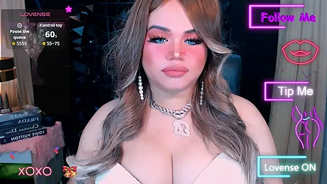 Snapshot of xHugeHarleySelfsuckerx chatting on November 25, 9:42 am xHugeHarleySelfsuckerx online show from November 25, 9:42 am