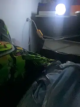 Jrivera22 online show from October 31, 11:06 pm