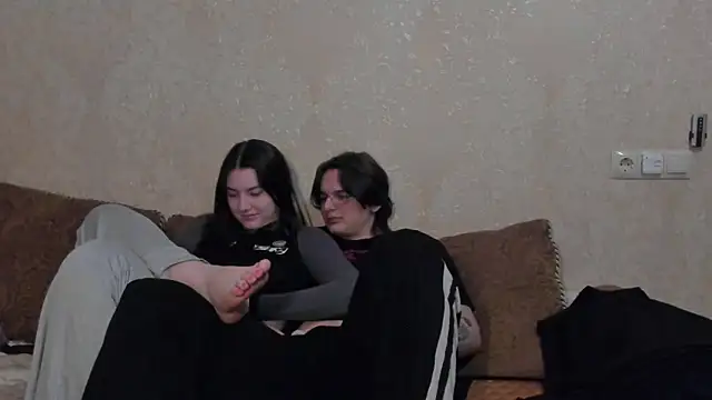 muuur fam online show from January 14, 8:14 pm