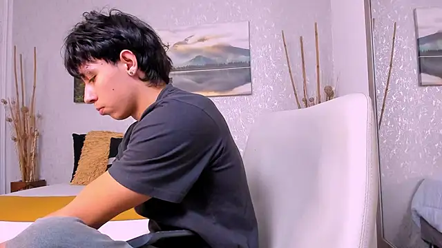 Snapshot of Tyler_durten chatting on October 25, 3:47 am Tyler durten online show from October 25, 3:47 am